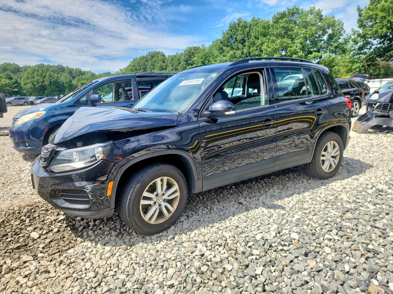 2017 VOLKSWAGEN TIGUAN S