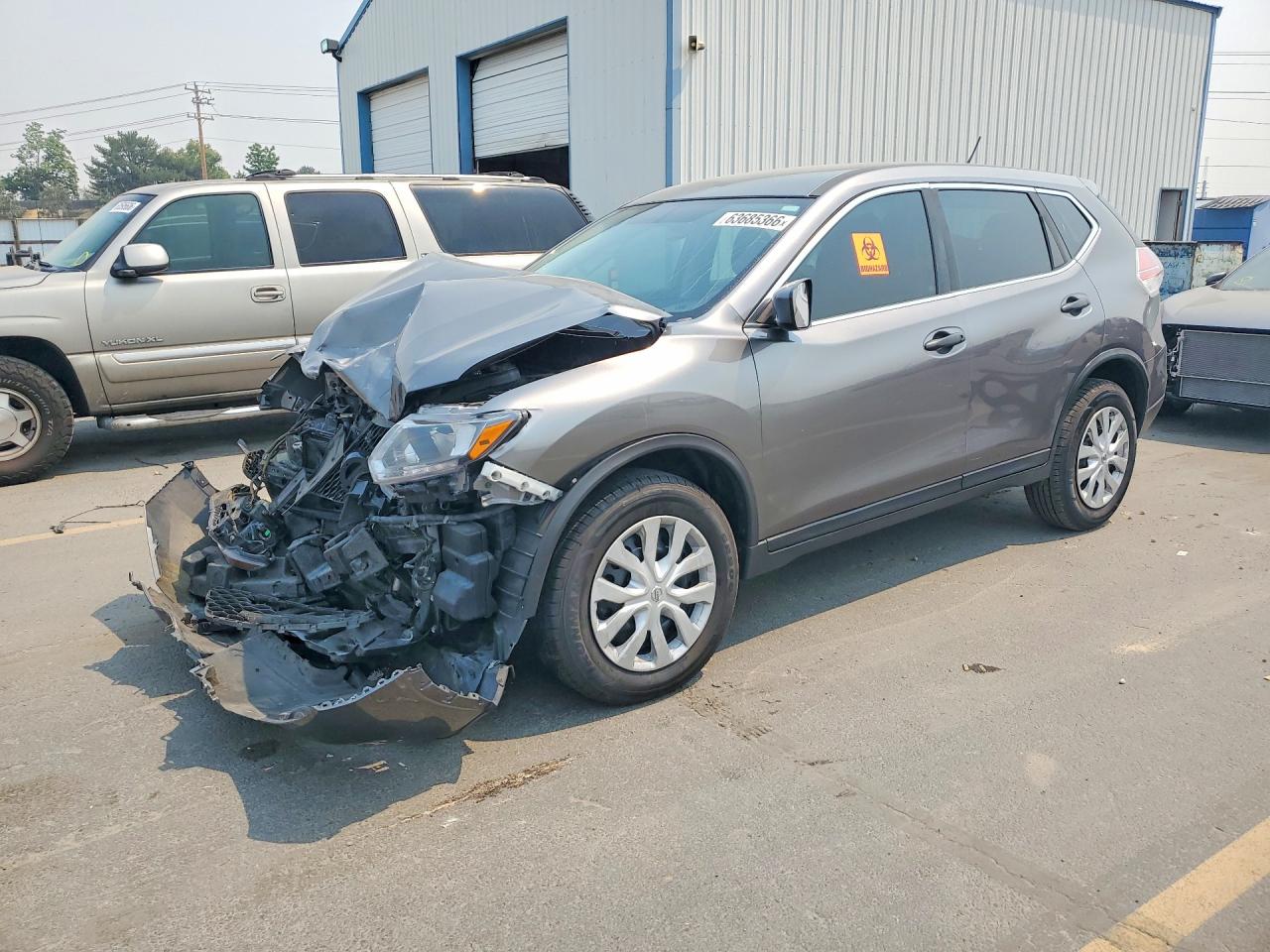 2016 NISSAN ROGUE S
