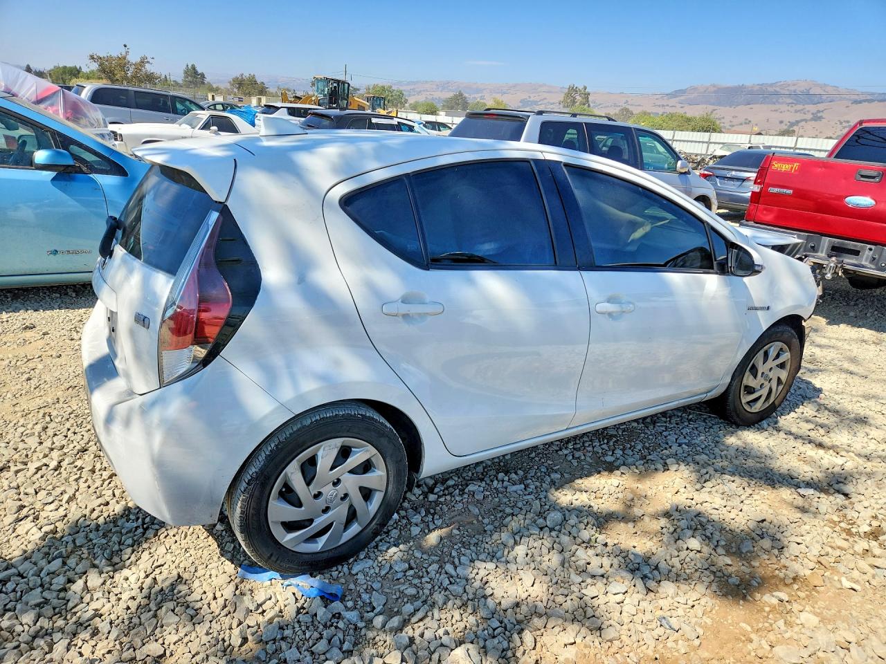 2015 TOYOTA PRIUS C ONE — снимка 3