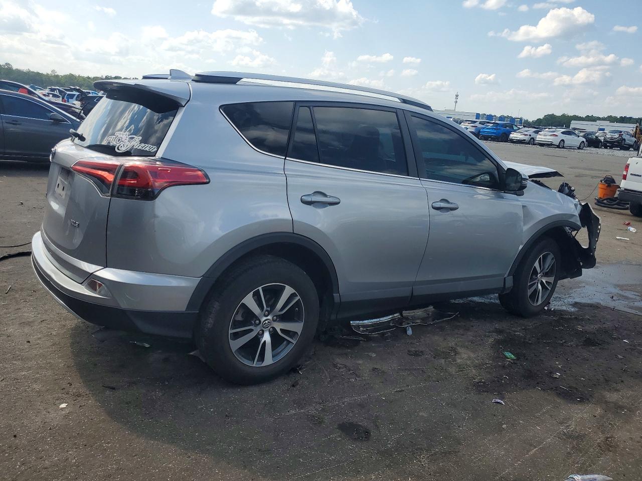 2016 TOYOTA RAV4 XLE — снимка 3