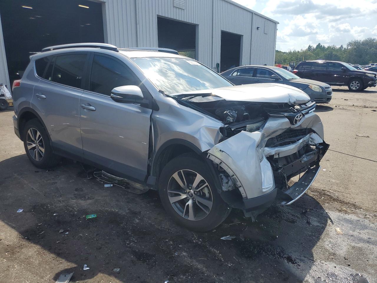 2016 TOYOTA RAV4 XLE — снимка 4