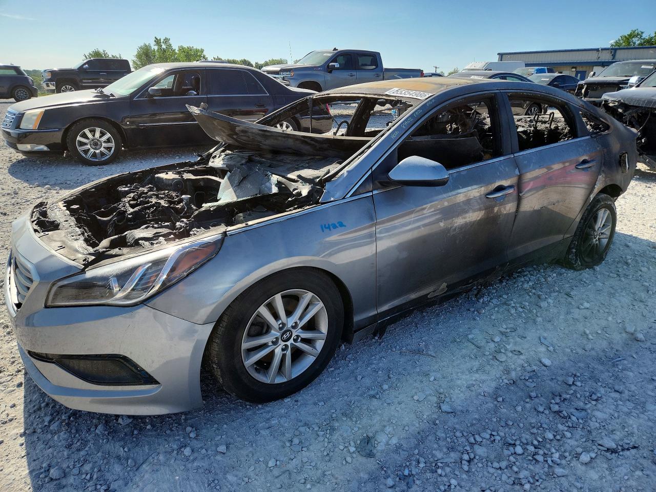 2016 HYUNDAI SONATA SE