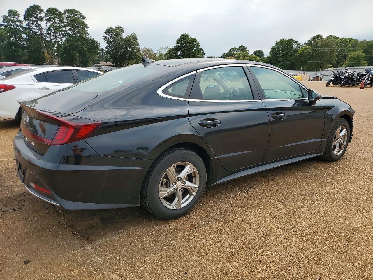 2021 HYUNDAI SONATA SE — снимка 3