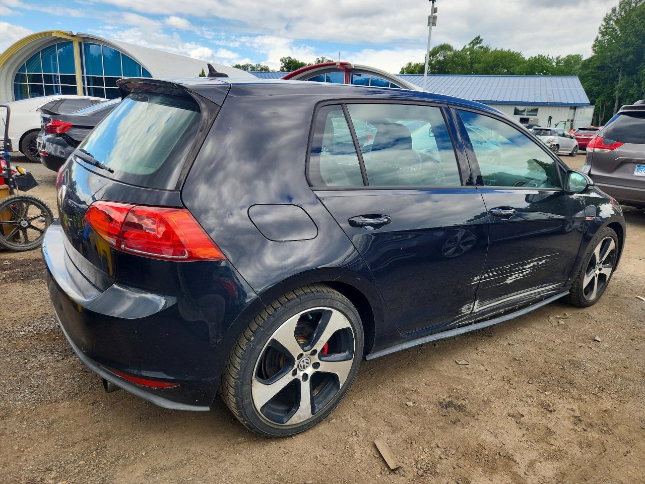 2015 VOLKSWAGEN GTI — снимка 3