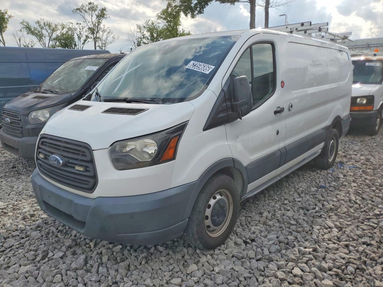 2017 FORD TRANSIT T-150