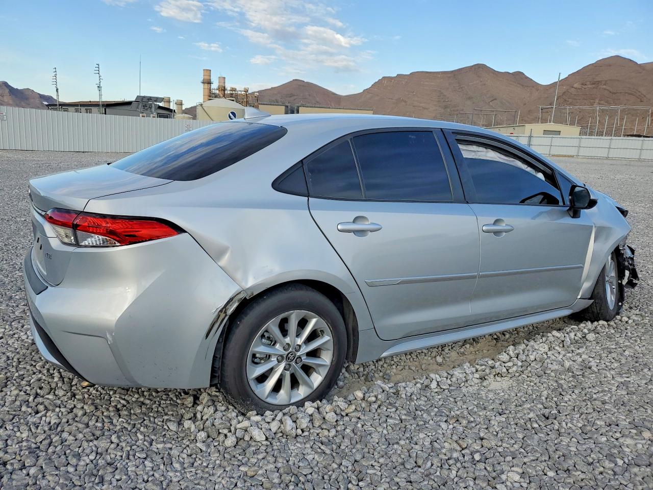 2022 TOYOTA COROLLA LE — снимка 3