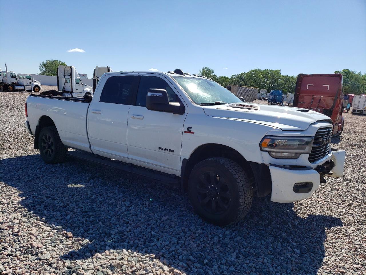 2024 RAM 3500 LARAMIE — снимка 4