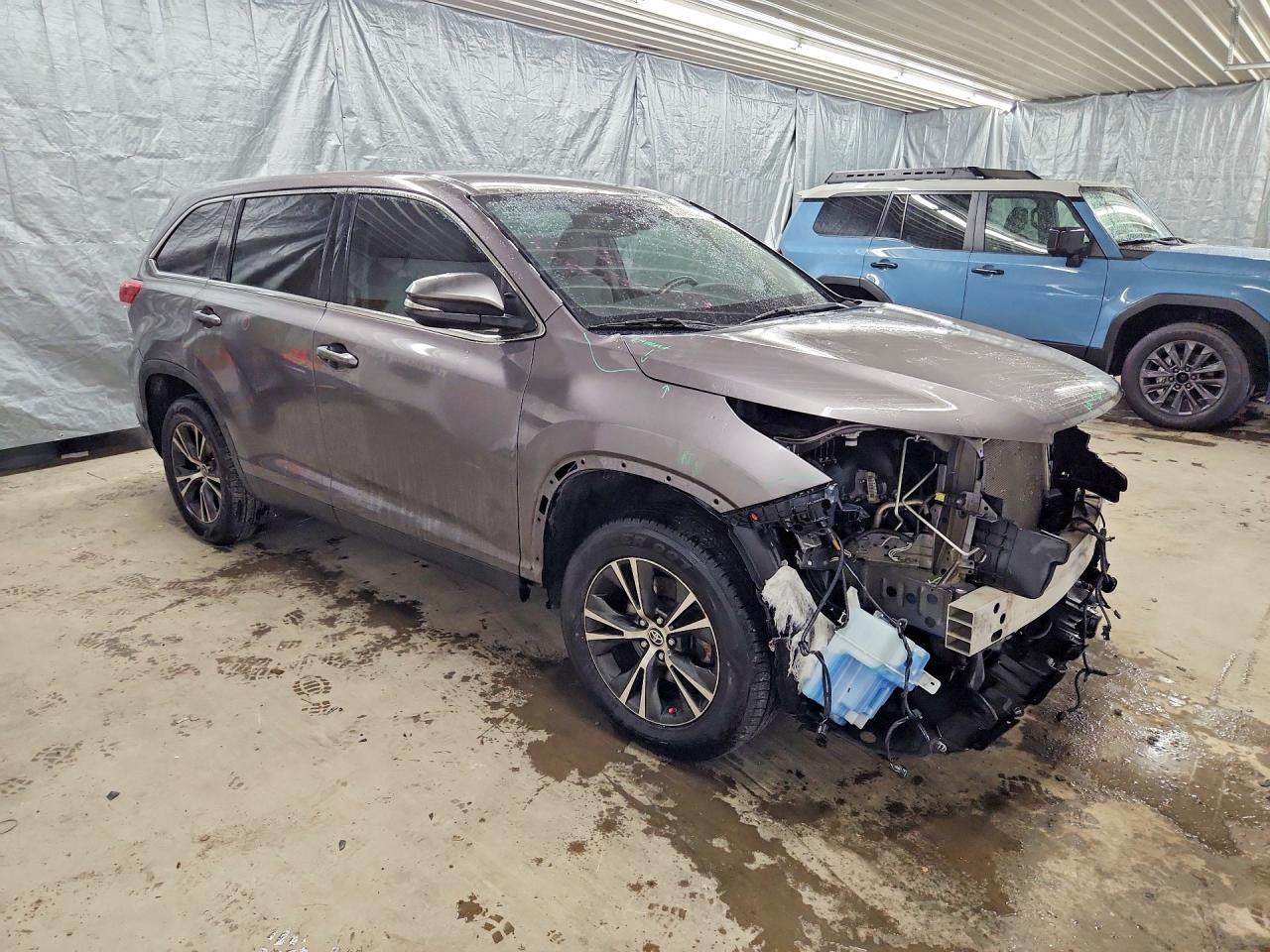 2019 TOYOTA HIGHLANDER LE PLUS — снимка 4