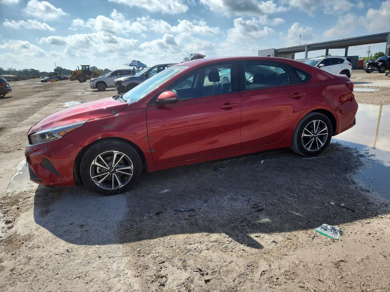 2022 KIA FORTE LXS