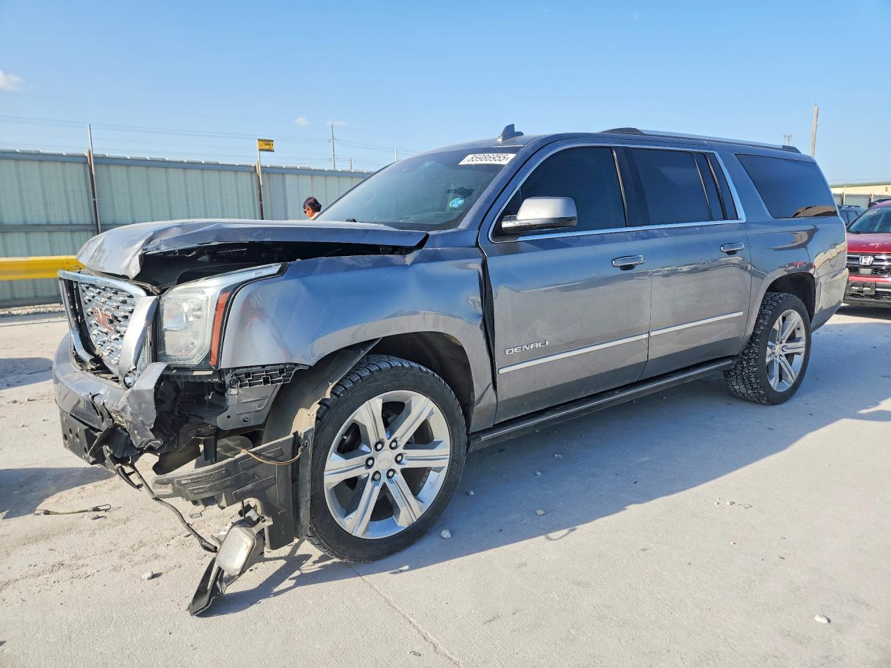 2019 GMC YUKON XL DENALI