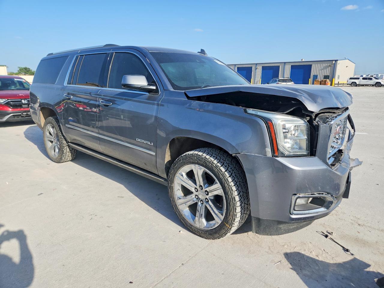 2019 GMC YUKON XL DENALI — снимка 4