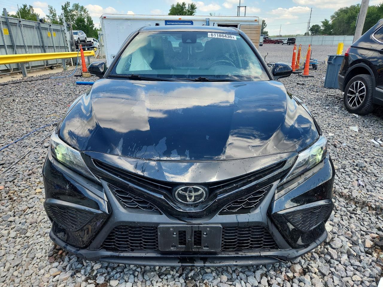 2022 TOYOTA CAMRY SE — снимка 5