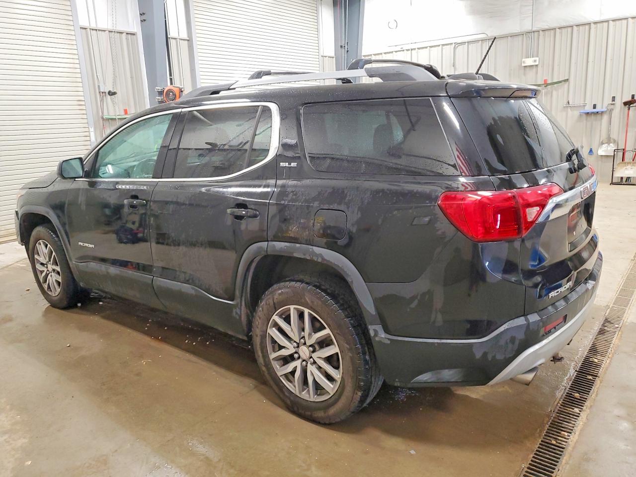 2017 GMC ACADIA SLE — снимка 2