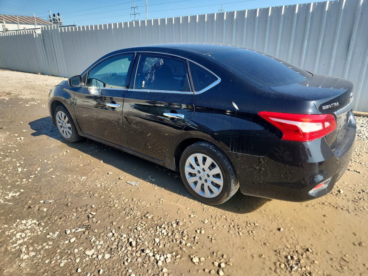 2019 NISSAN SENTRA S — photo 2