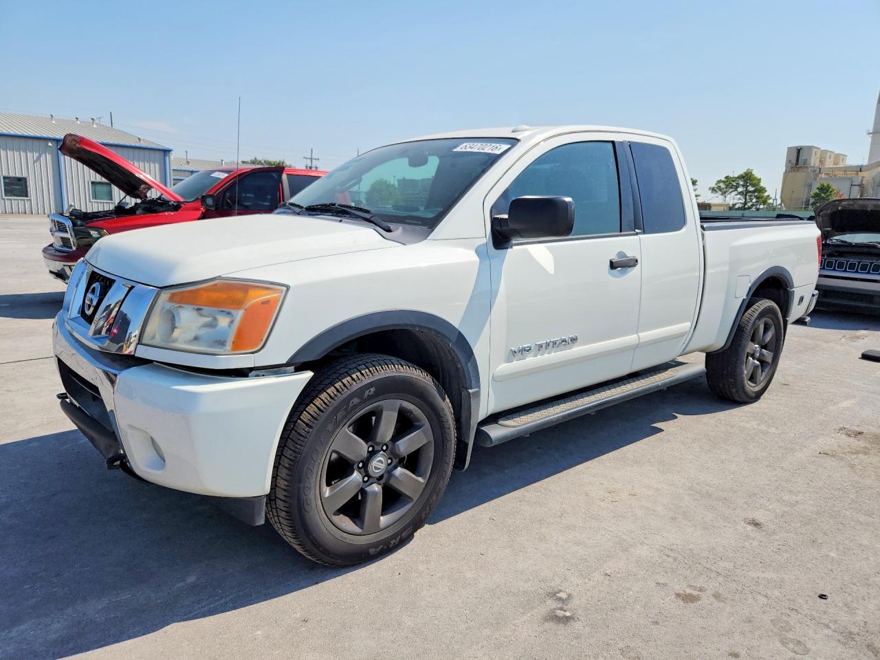 2015 NISSAN TITAN SV