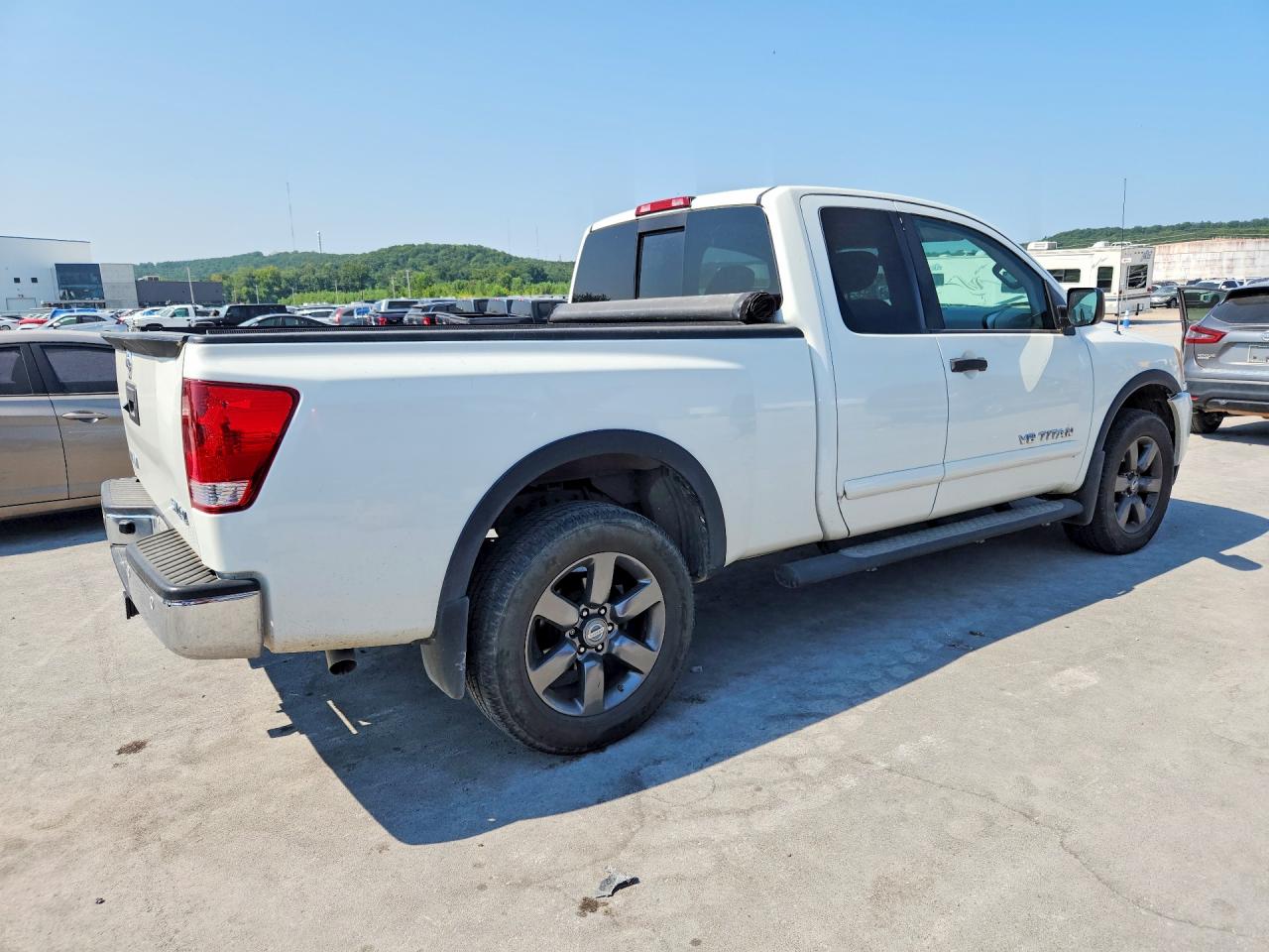 2015 NISSAN TITAN SV — снимка 3
