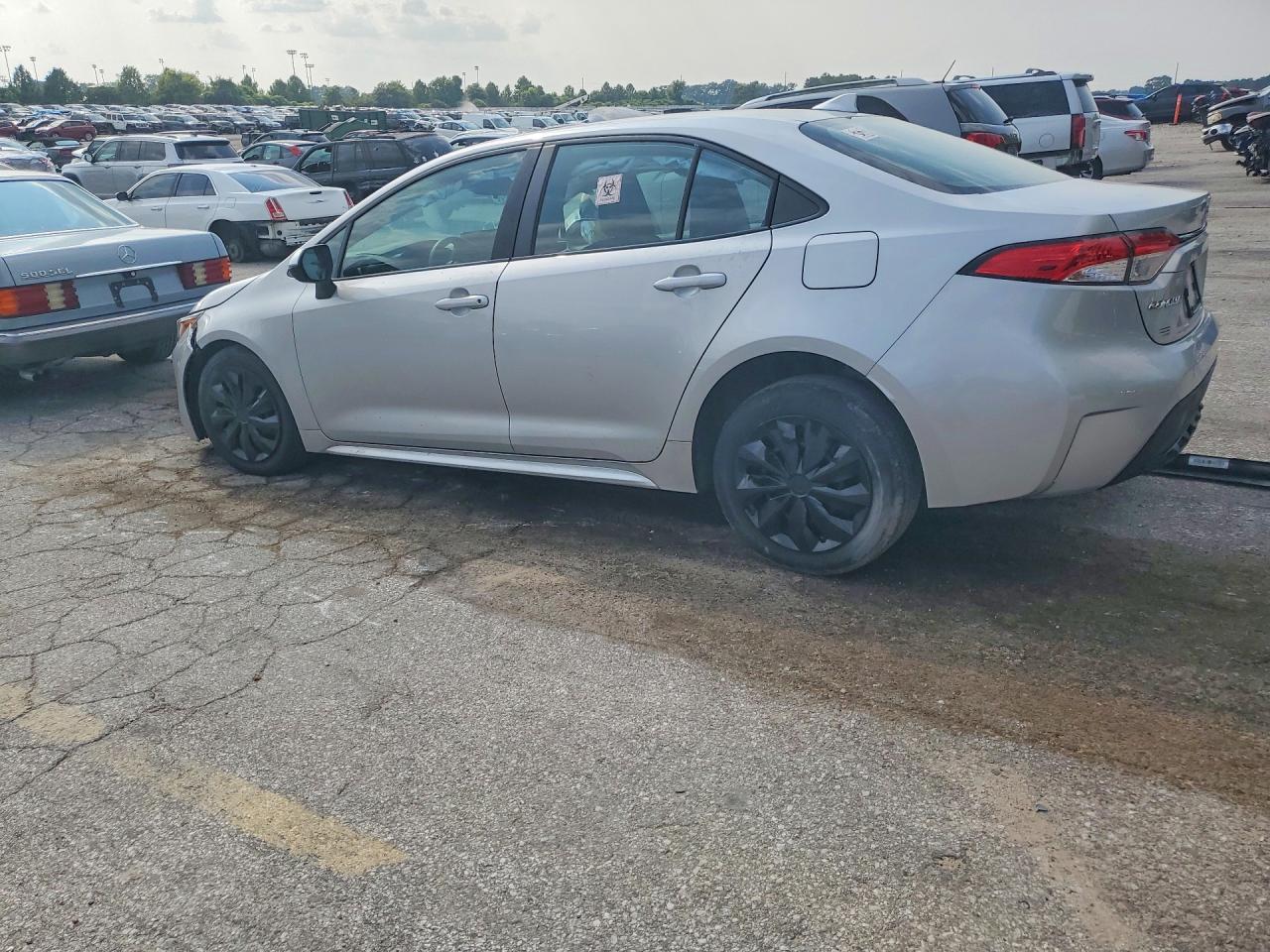 2023 TOYOTA COROLLA LE — снимка 2