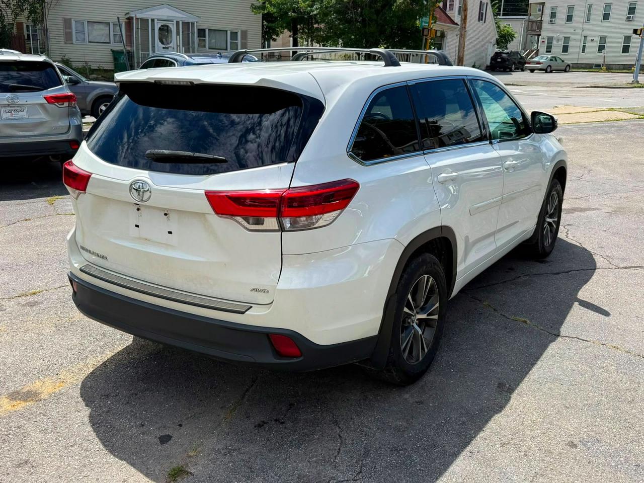 2017 TOYOTA HIGHLANDER LE — снимка 3