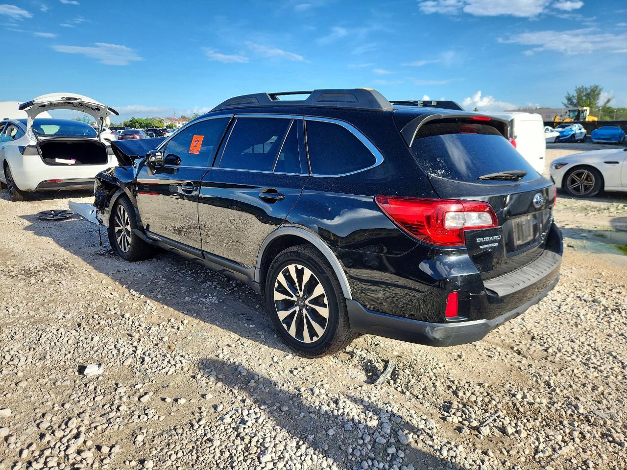 2015 SUBARU OUTBACK 2.5I LIMITED — снимка 2