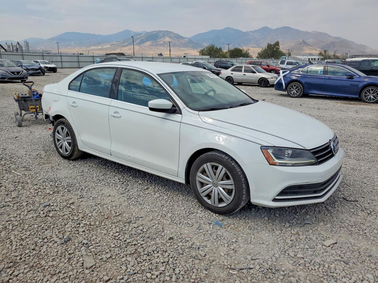 2017 VOLKSWAGEN JETTA S — снимка 4