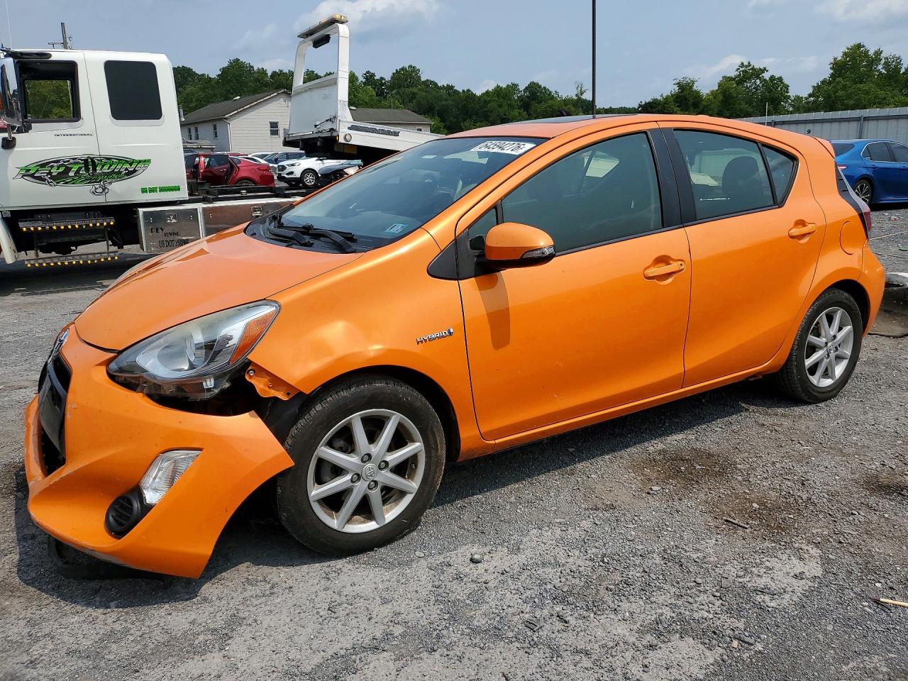 2015 TOYOTA PRIUS C THREE