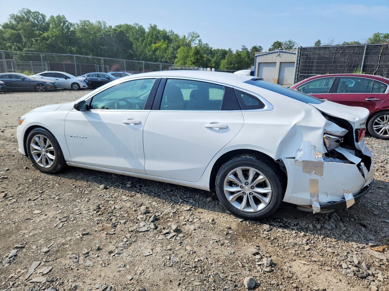 2024 CHEVROLET MALIBU LT — снимка 2