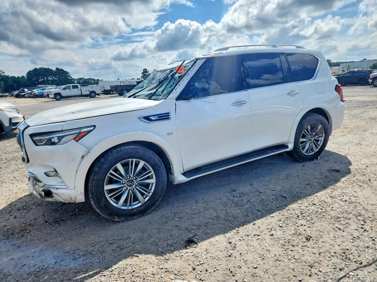 2019 INFINITI QX80 LUXE