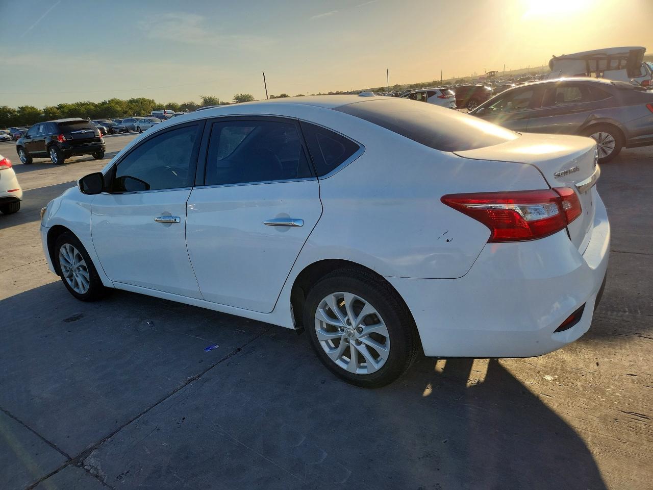 2018 NISSAN SENTRA SV — снимка 2