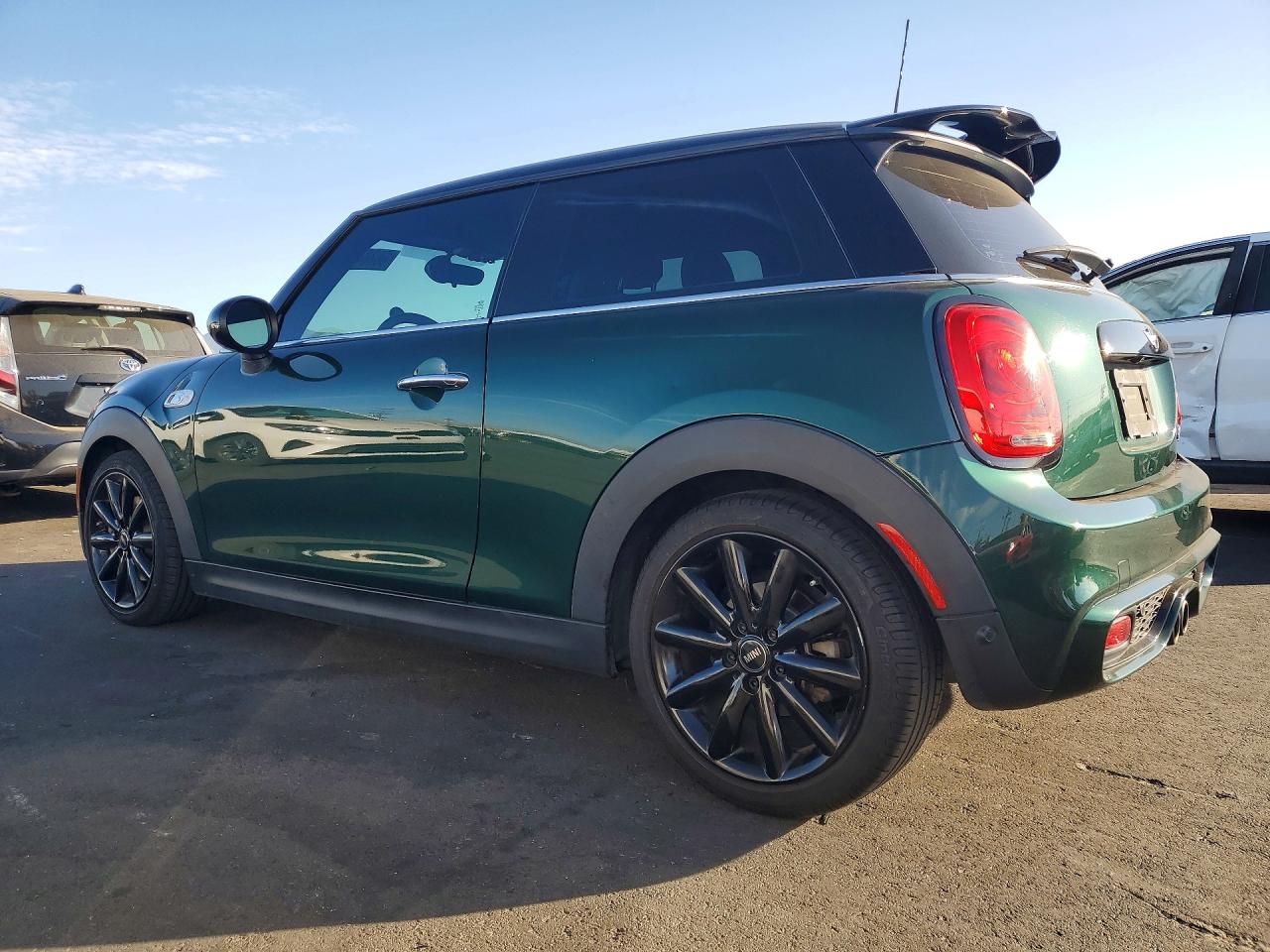 2018 MINI COOPER S — снимка 2