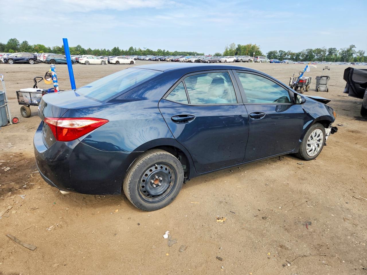 2017 TOYOTA COROLLA LE — снимка 3
