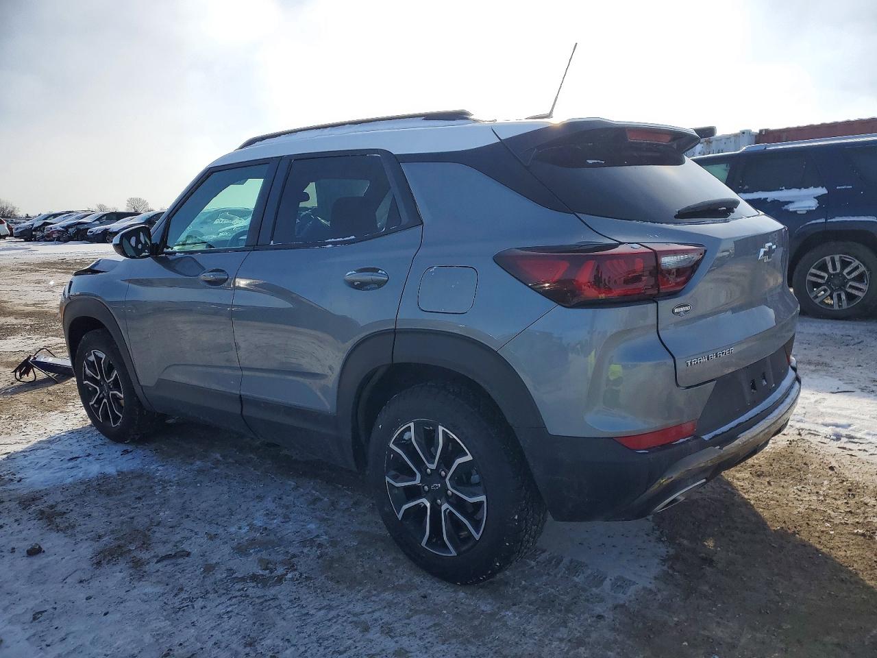 2024 CHEVROLET TRAILBLAZER ACTIV — снимка 2