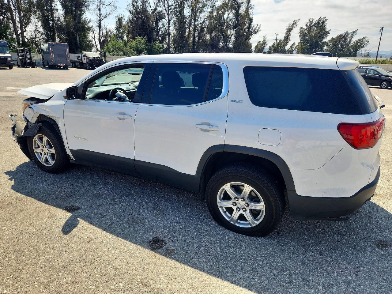 2018 GMC ACADIA SLE — снимка 2