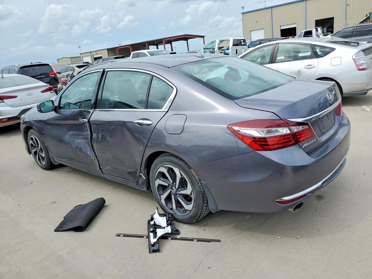 2017 HONDA ACCORD EXL — снимка 2