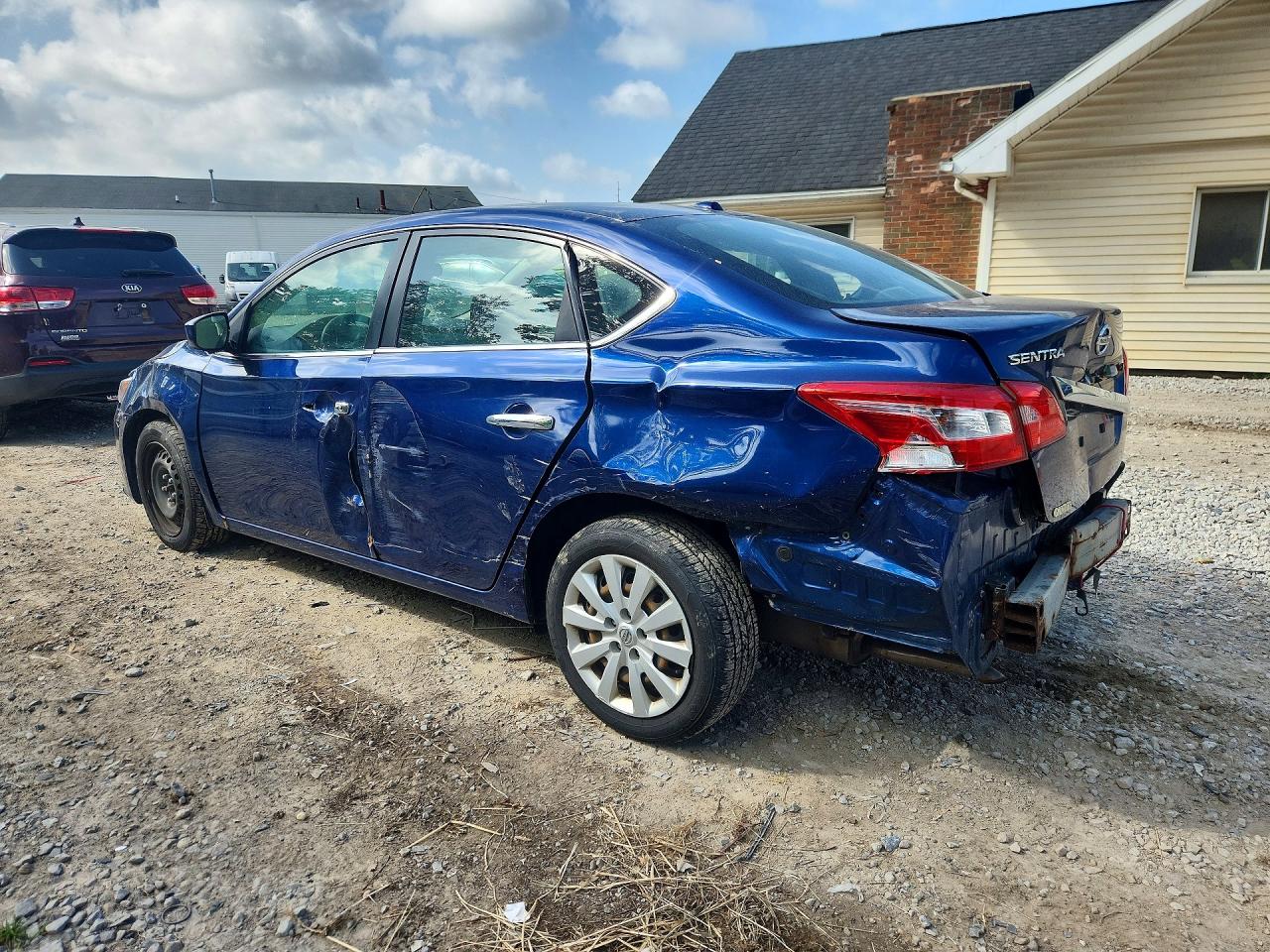 2017 NISSAN SENTRA SV — снимка 2