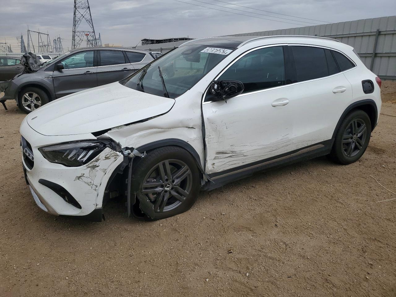 2026 MERCEDES-BENZ GLA 250