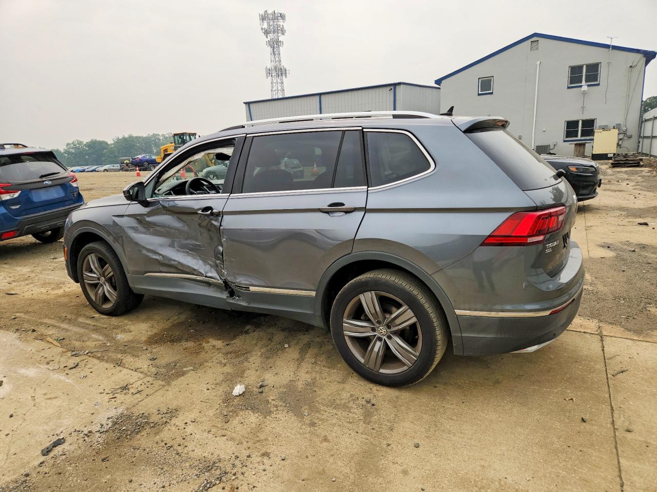 2020 VOLKSWAGEN TIGUAN SE — снимка 2