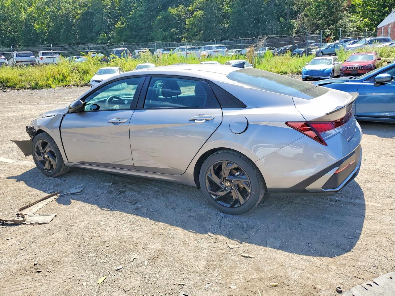 2026 HYUNDAI ELANTRA SEL SPORT — снимка 2