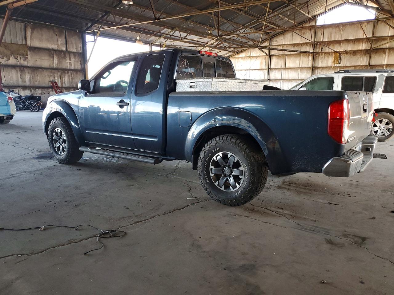2015 NISSAN FRONTIER SV V6 — снимка 2
