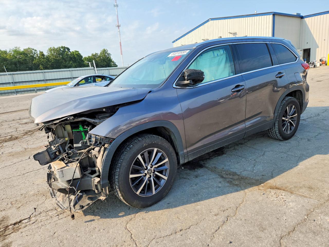 2017 TOYOTA HIGHLANDER XLE