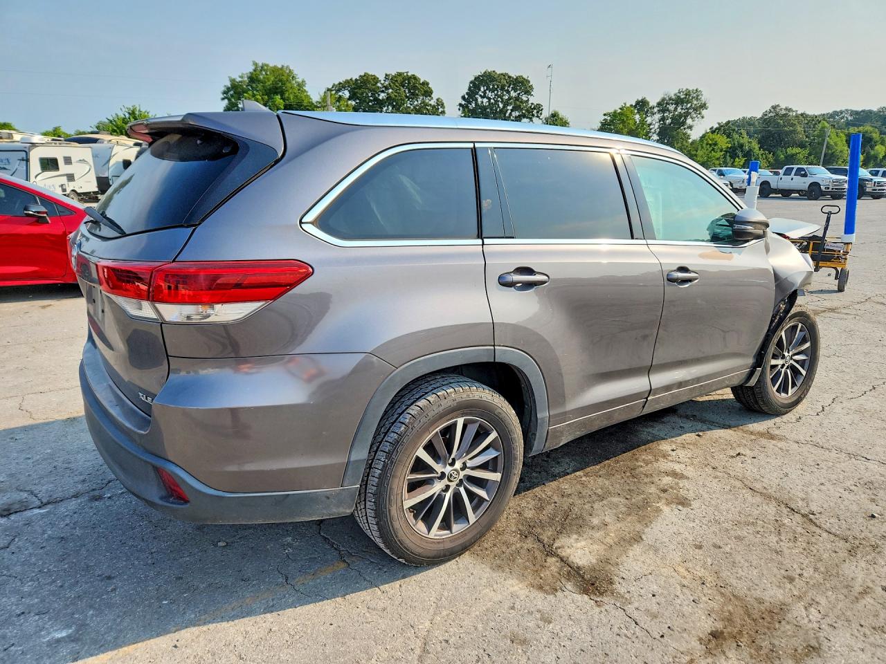 2017 TOYOTA HIGHLANDER XLE — снимка 3