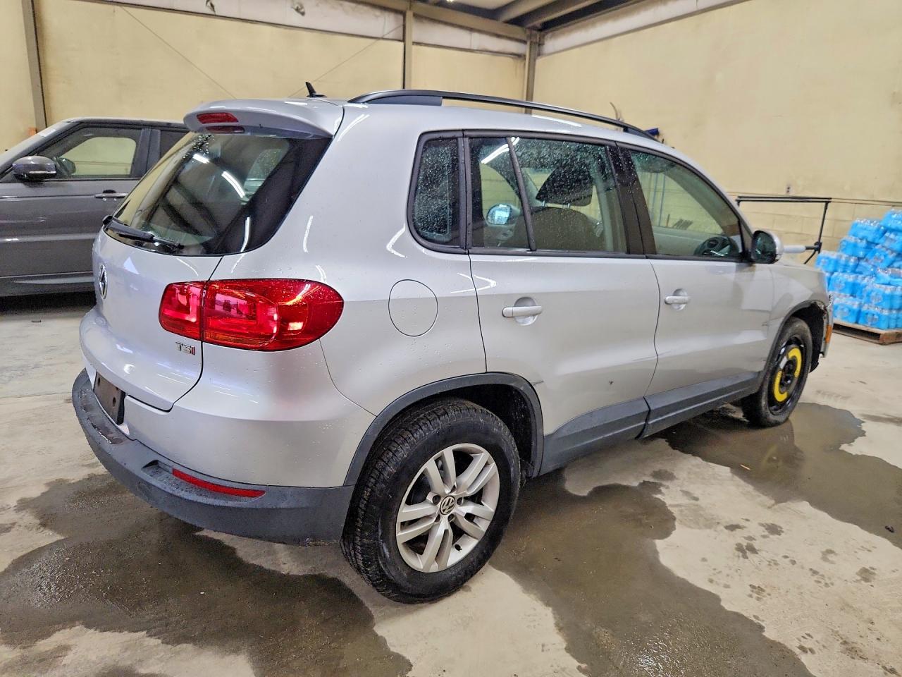 2016 VOLKSWAGEN TIGUAN S — снимка 3