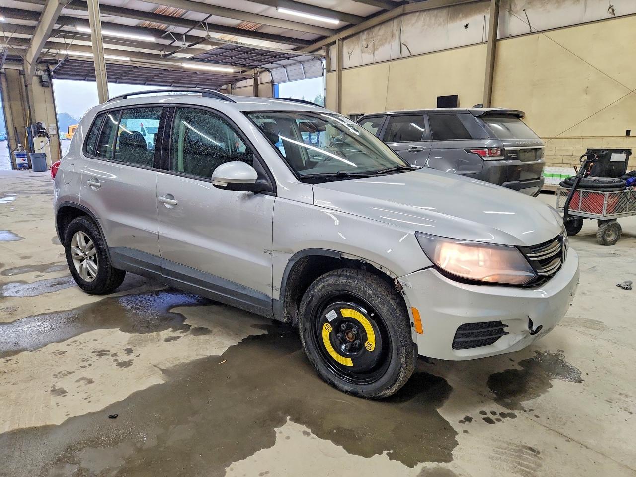 2016 VOLKSWAGEN TIGUAN S — снимка 4