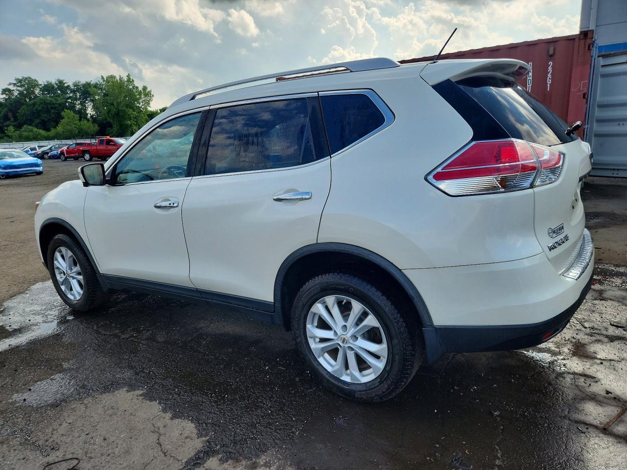 2016 NISSAN ROGUE SV — снимка 2