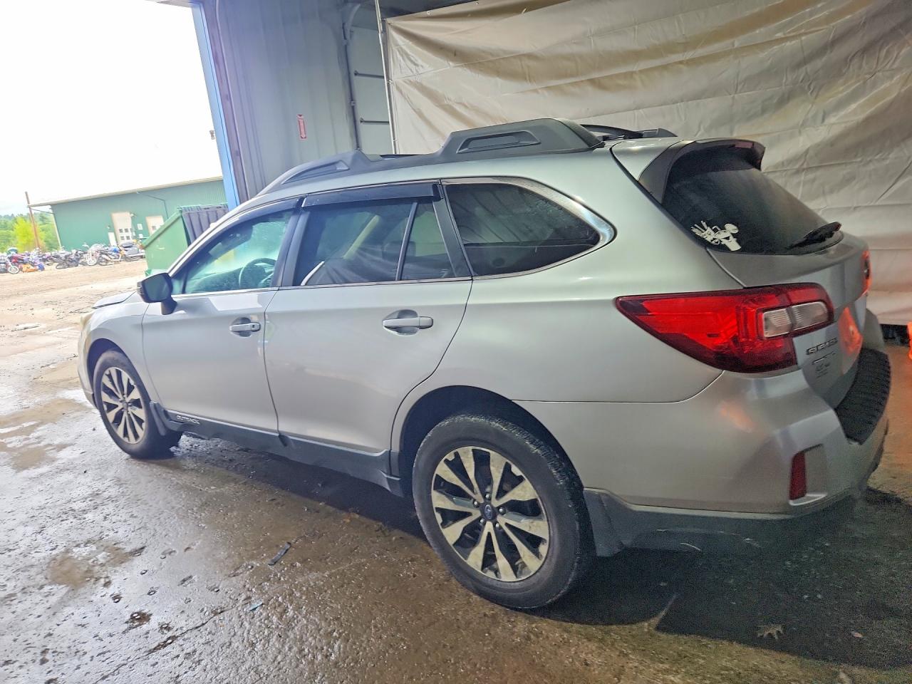2015 SUBARU OUTBACK 2.5I LIMITED — снимка 2