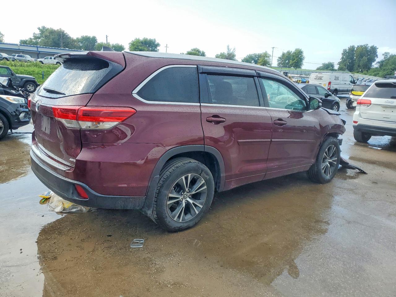 2018 TOYOTA HIGHLANDER LE — снимка 3