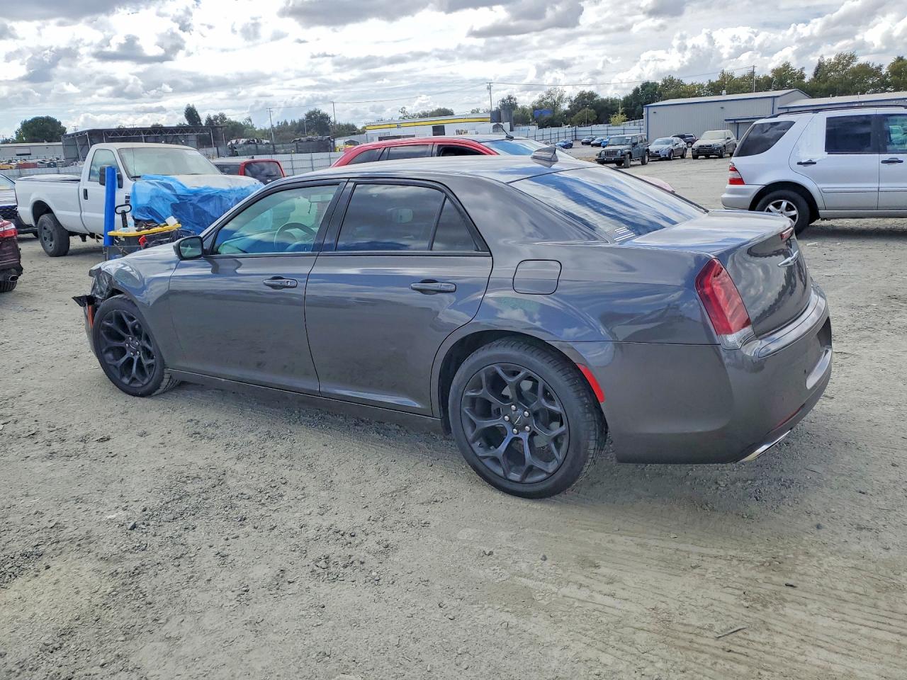 2019 CHRYSLER 300 S — снимка 2