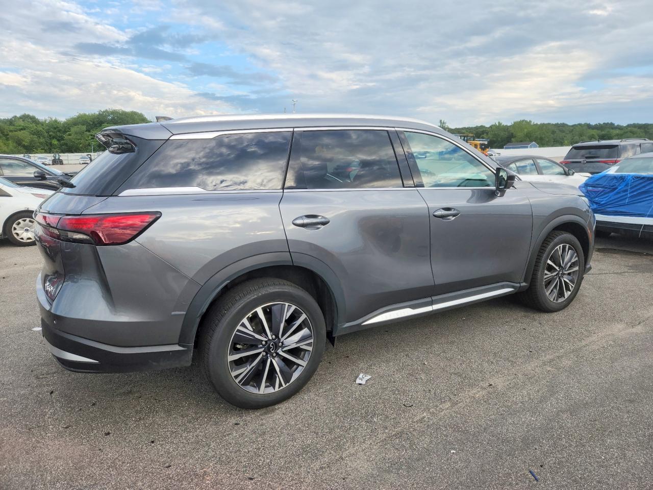 2026 INFINITI QX60 LUXE — снимка 3
