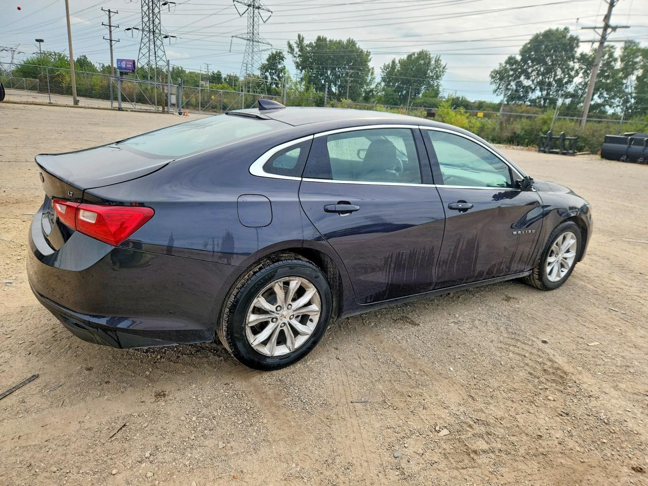 2023 CHEVROLET MALIBU LT — снимка 3
