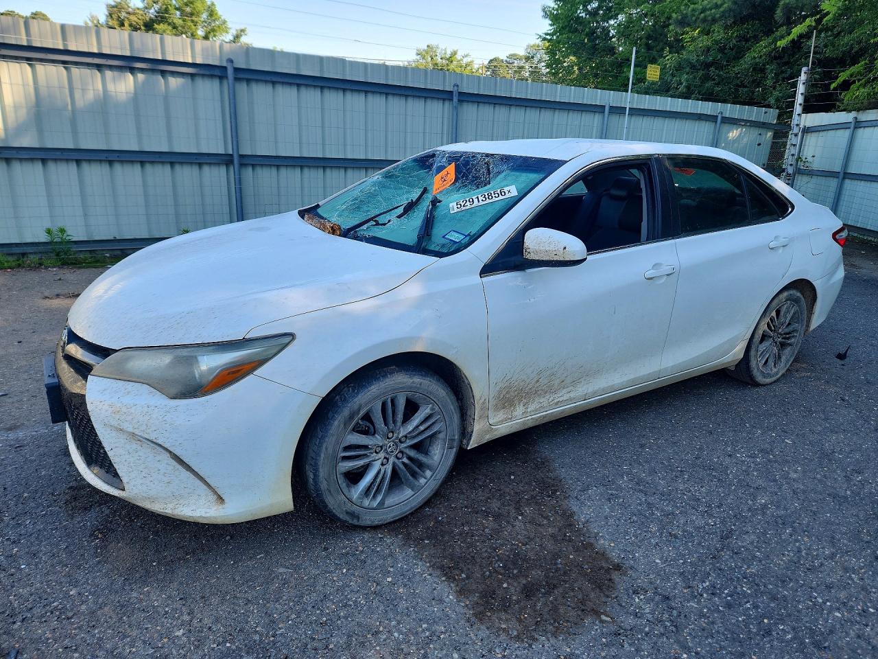 2017 TOYOTA CAMRY SE