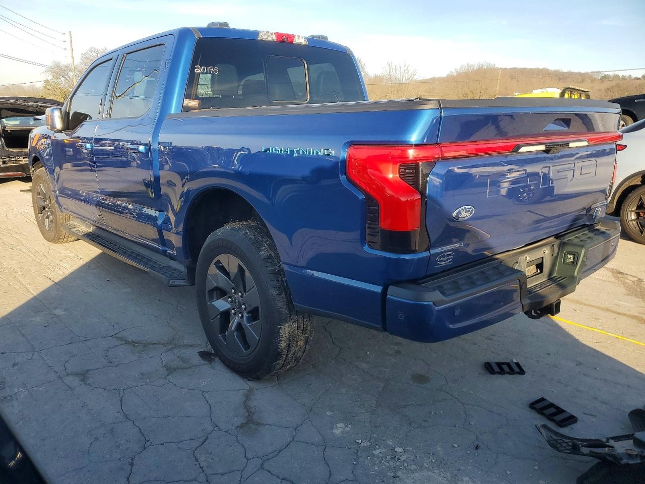 2022 FORD F150 LIGHTNING PRO — снимка 2